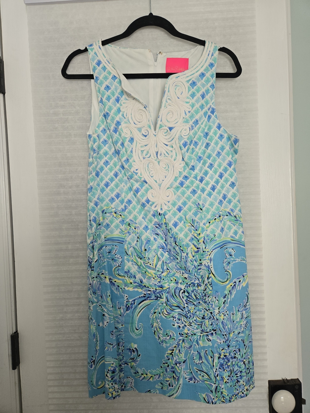 Lilly Pulitzer Blue, Aqua & White Sleeveless Printed Sheath Dress